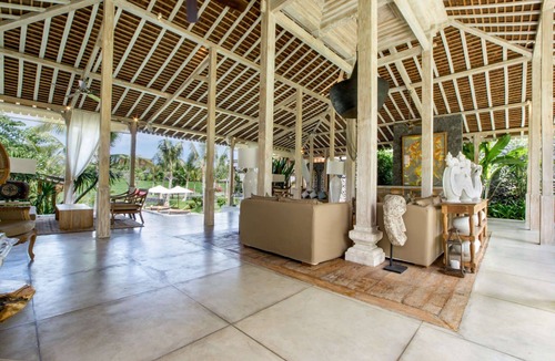 Kerobokan Villa | Enjoy a Holiday of a Lifetime Renting Your Own 5 Star Private Villa at the Best Rate in Kerobokan