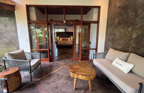 Pemuteran Apartment | Exclusive 2-Bedroom Suite with Free Daily Breakfast in Pemuteran, North Bali