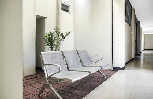 Padang House | Family Friendly Suite W/Free WiFi Parking and Pool