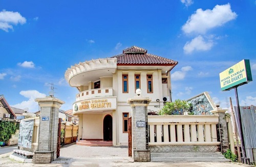 Laweyan House | Family Luxury Suite W/Free WiFi and Parking