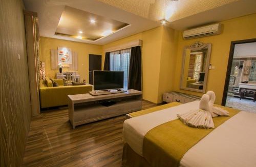 Pecatu Villa | Flamingo Dewata Pool Villa Uluwatu