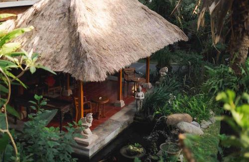 Kuta Hotel | Fourteen Roses Boutique Hotel, Kuta