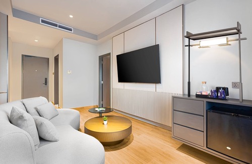 Lubuk Baja Hotel | Fox Hotel Nagoya Batam