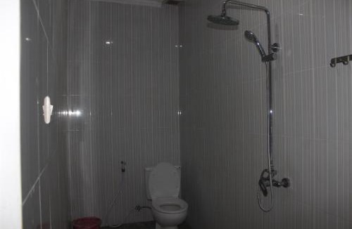 Batu Bolong House | Gedul Homestay