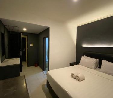 Tulungagung Hotel | Grand Charis Hotel Tulungagung
