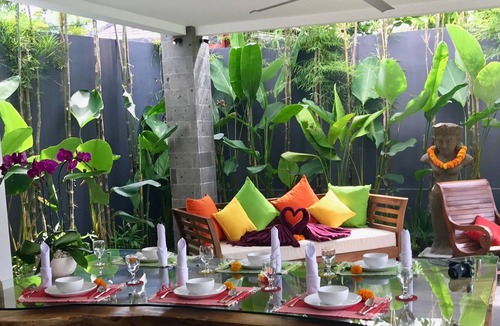 Petitenget Villa | Grand proportions, stunning villa walking distance to the best of Bali