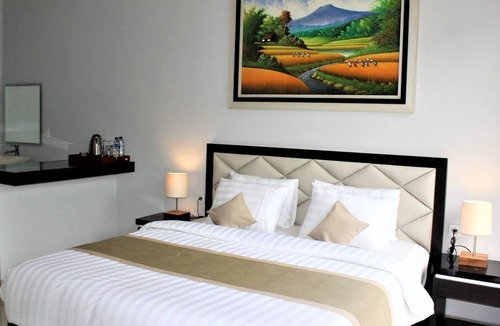 Kerobokan Villa | Great Location near Seminyak, FREE breakfast