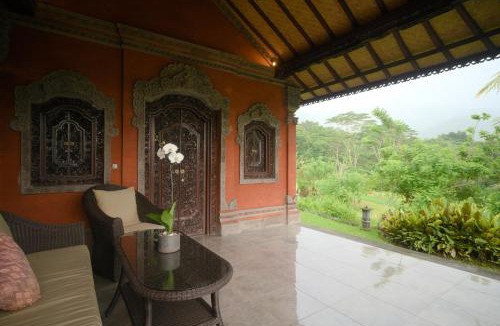 Sidemen Villa | Green Hill Bungalows