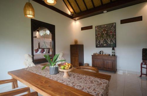 Sidemen Villa | Green Hill Bungalows