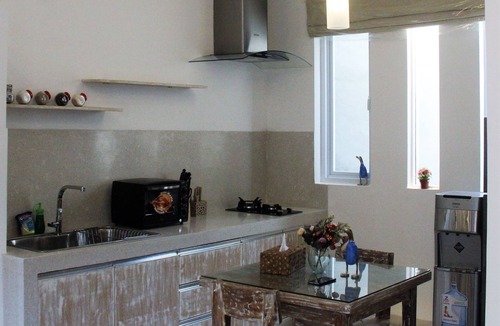 Sunset Road Apartment | Green Studio Apartment seminyak