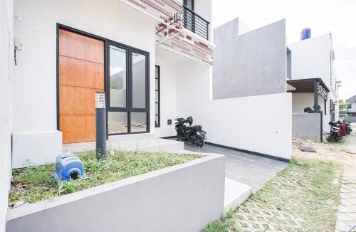 Yogyakarta House | Griya Sidobali Syariah Family Only