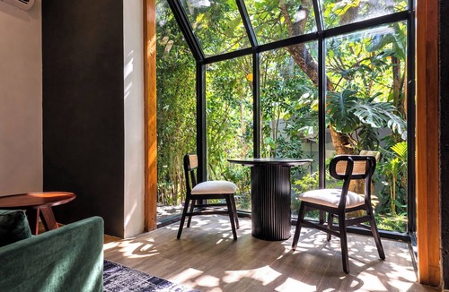 Srimulyo Villa | Guru Giri Forest Cabin Villa 2BR with Pool Access (Include Breakfast)