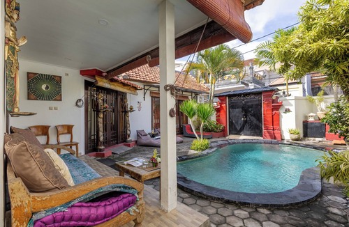 Legian Villa | Hidden Garden Villa #5 Single Story Beautiful be Safe & Secure with us
