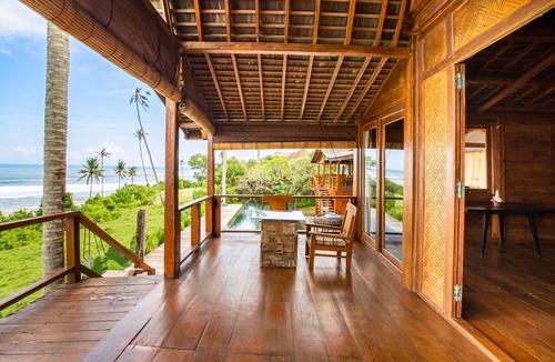 Suraberata Villa | Homerez - Villa in Tabanan, sea view