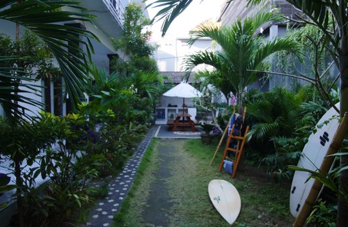 Batu Bolong Hostel | Hostel ∙ 8 guests