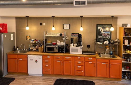 Downtown - Waterfront Hostel | Hostel du Nord