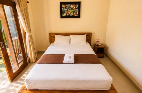 Kaba-Kaba Hotel | Hotel Lilis Cempaka Mas