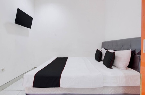 Catur Tunggal Hotel | Hotel O near Pakuwon Mall formerly House