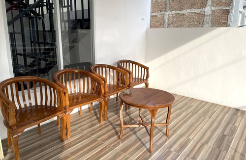 Makassar Hotel | Hotel O Penginapan Musafir Syariah Near Paramount Woman & Childern's Hospital