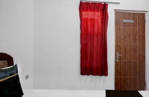 Malang Hotel | Hotel O Singgah Sini Homestay Syariah