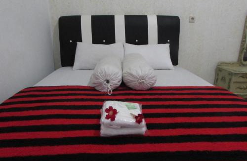 Banjartegehe Hotel | Hotel Singasari