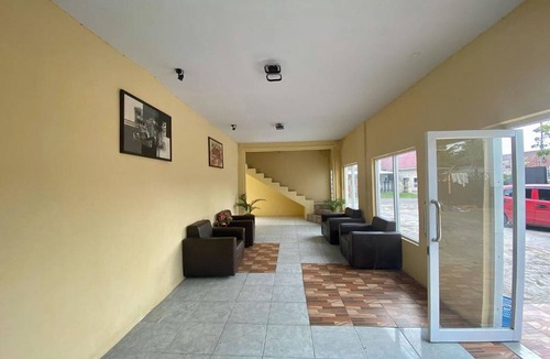Palopo Hotel | Hotel Warna