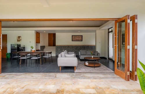 Melayang Villa | Hutan Sawah Villa by Betterplace