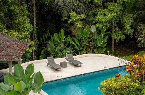 Melayang Villa | Hutan Sawah Villa by Betterplace