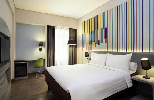 Old Jakarta Hotel | Ibis Styles Jakarta Mangga Dua Square