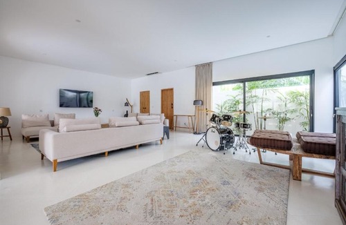 Berawa Villa | Ibiza Villa