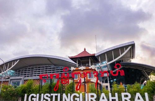 Kuta Hotel | RBE Hotel Kuta 2- 5 Min to Airport&Beach by Micky Studio