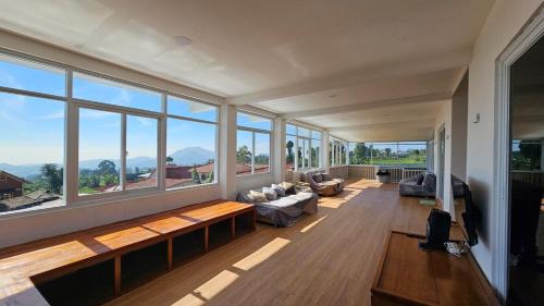 Cipanas Villa | Jason Farm Villa