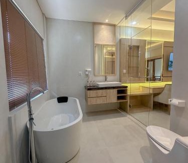 Batu Bolong House | Jonsen Homestay