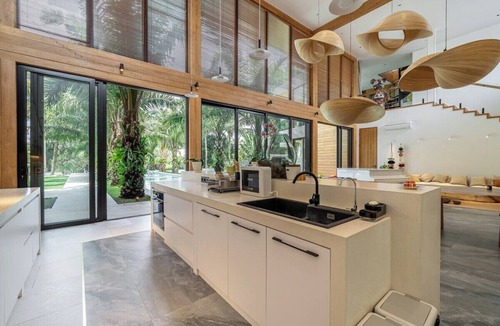 Melayang Villa | Jungle 9BR Ubud Paradise with spa!