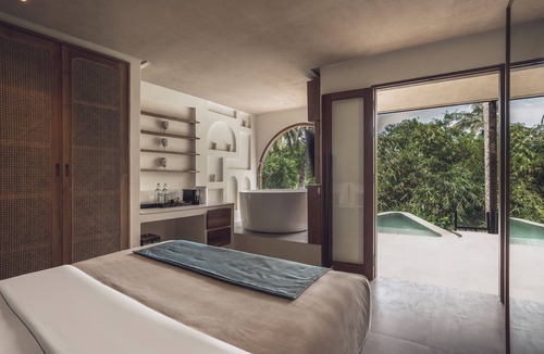 Petulu Resort | Jungle View 1BR Cottage with Romantic Bathtub