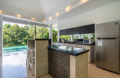Kemenuh Villa | Jungle Views Open-Air Living Ubud