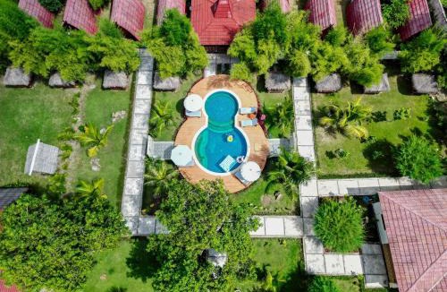 Sumbawa Barat Villa | Kaia Raya Surf Lodge