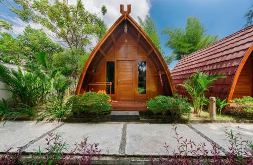 Sumbawa Barat Villa | Kaia Raya Surf Lodge