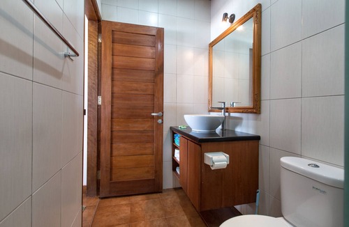 Jungut Batu House | Kainalu Beach House