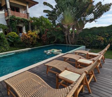 Pererenan Villa | Kamayana, Peaceful & Quiet 6BR Villa with huge pool and Tropical garden