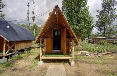 Rancabali Hotel | Kampoeng Regang By BHATARA