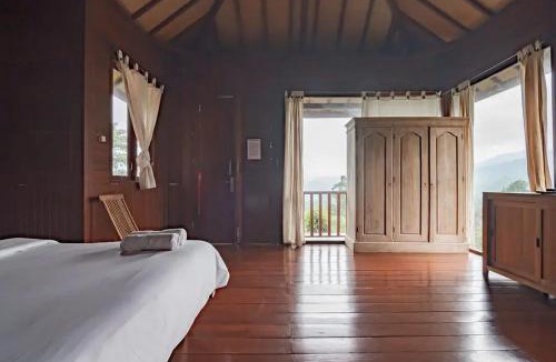 Ciater Hotel | Kanaka Residence Mitra RedDoorz