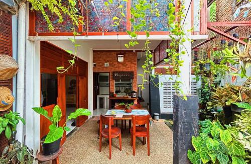 Mlati Villa | Kayuwangi by Suasana Villa