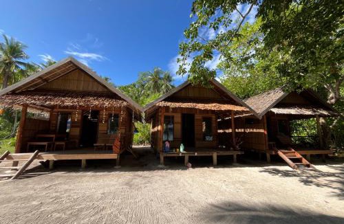 Raja Ampat House | Kemmi Homestay Raja Ampat