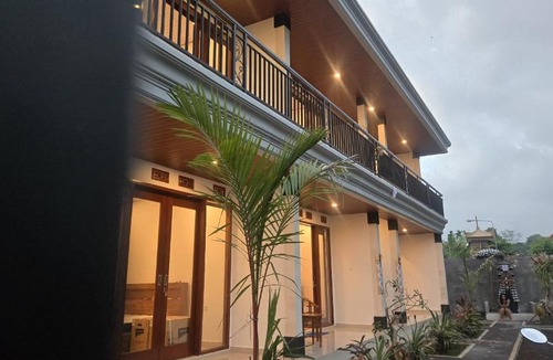 Mas House | kerti guest house