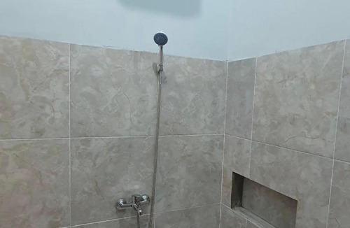 West Semarang Hotel | Kost Cicinut