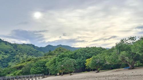 Komodo House | LA Komodo Homestay