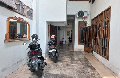 Surakarta House | La Tansa Standard Double Near UNS