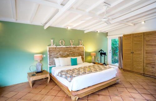 Drupadi Villa | La Villa Oberoi (6 BR)