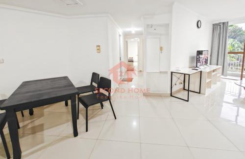 Setiabudi Apartment | Large 3BR Rasuna Apt w/Pool, Gym, WiFi